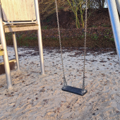 Bild vom Spielplatz anzeigen.