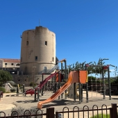 Bild vom Spielplatz anzeigen.