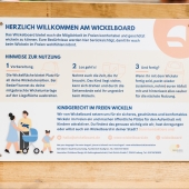 Bild vom Spielplatz anzeigen.