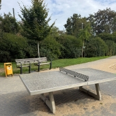 Bild vom Spielplatz anzeigen.