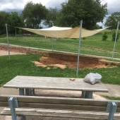 Bild vom Spielplatz anzeigen.