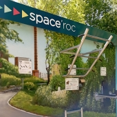 Bild vom Spielplatz anzeigen.
