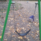 Bild vom Spielplatz anzeigen.