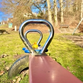 Bild vom Spielplatz anzeigen.