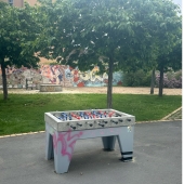 Bild vom Spielplatz anzeigen.