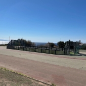Bild vom Spielplatz anzeigen.