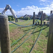 Bild vom Spielplatz anzeigen.
