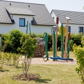 Bild vom Spielplatz anzeigen.