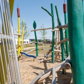Bild vom Spielplatz anzeigen.