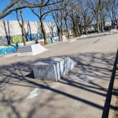 Bild vom Spielplatz anzeigen.