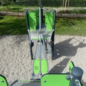 Bild vom Spielplatz anzeigen.