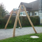 Bild vom Spielplatz anzeigen.
