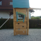 Bild vom Spielplatz anzeigen.