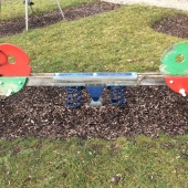 Bild vom Spielplatz anzeigen.