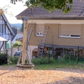 Bild vom Spielplatz anzeigen.