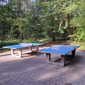 Bild vom Spielplatz anzeigen.