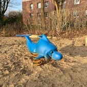 Bild vom Spielplatz anzeigen.