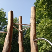 Bild vom Spielplatz anzeigen.
