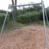 Bild vom Spielplatz anzeigen.