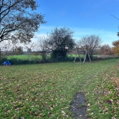Bild vom Spielplatz anzeigen.