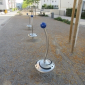 Bild vom Spielplatz anzeigen.