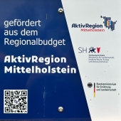 Bild vom Spielplatz anzeigen.