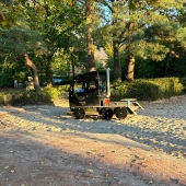 Bild vom Spielplatz anzeigen.