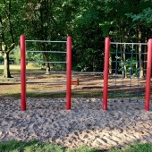 Bild vom Spielplatz anzeigen.