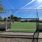Bild vom Spielplatz anzeigen.
