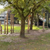 Bild vom Spielplatz anzeigen.