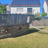 Bild vom Spielplatz anzeigen.