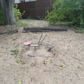 Bild vom Spielplatz anzeigen.
