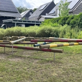Bild vom Spielplatz anzeigen.