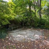 Bild vom Spielplatz anzeigen.