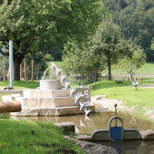 Bild vom Spielplatz anzeigen.
