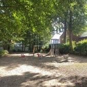 Spielplatz Weißdornallee / Magnolienweg:Bild hochgeladen am 2025-09-23 11:32:32 Bild vom Spielplatz anzeigen.