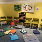 Bild vom Spielplatz anzeigen.