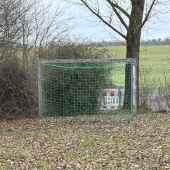 Bild vom Spielplatz anzeigen.